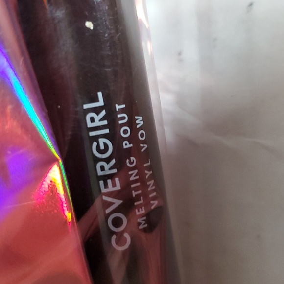 4 Covergirl Melting Pout Vinyl Vow Matte Liquid Lipsticks Lip Color 3.5 NWT - Picture 10 of 14